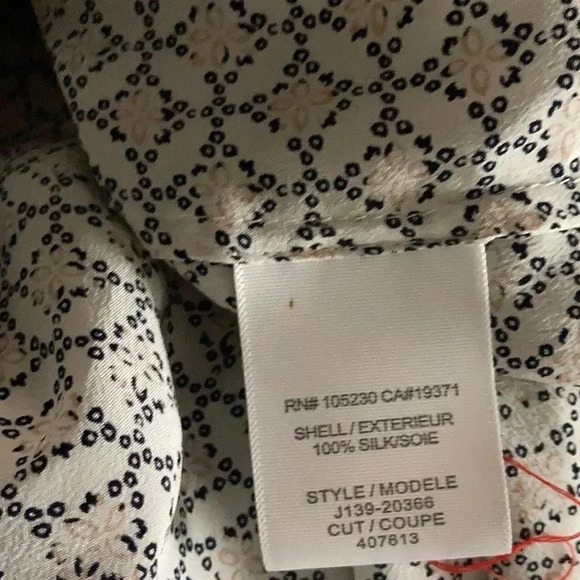 Joie "Masha" silk Tulip blouse in Porcelain Sz XS - Picture 6 of 7